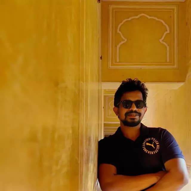 Portrait of Shailesh Patel