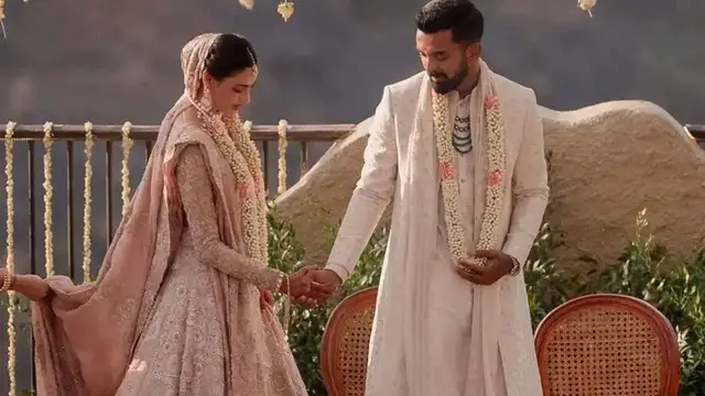 शादी के बंधन में बंधे Kl Rahul और Athiya Shetty,  शेयर की खूबसूरत तस्वीरें