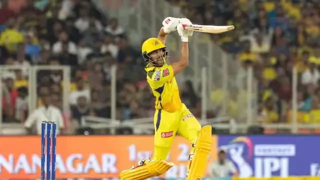CSK vs GT: हार के बाद भी धोनी और गायकवाड़ ने लगाई रिकॉर्ड्स की झड़ी, बने ऐसा करने वाले पहले बल्लेबाज!