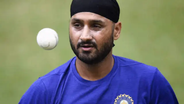 रोहित शर्मा की जगह इस घातक खिलाड़ी को बनाओ T20 टीम का कप्तान, हरभजन सिंह ने उठाई बड़ी मांग