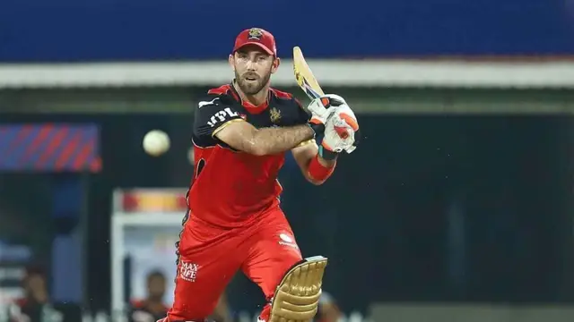 IPL शुरू होने से पहले RCB के लिए आई बुरी खबर, टीम के सबसे प्रमुख खिलाड़ी की टूटी कलाई! विराट और डू प्लेसिस के उड़े होश