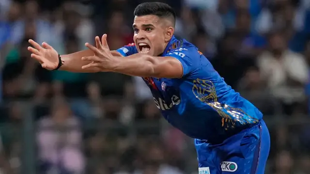Video: विकेट लेते ही Arjun Tendulkar ने खोया आपा, लाइव मैच में ईशान किशन के साथ कर दी बदतमीजी, कैमरे में कैद हुई शर्मनाक घटना