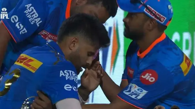 VIDEO: कैच पकड़ने के चक्कर में Suryakumar Yadav हुए बुरी तरह चोटिल, और बढ़ी कप्तान रोहित शर्मा की मुश्किल