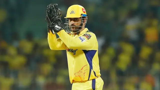 धोनी के लिए जान दाव पर लगाकर Ajinkya Rahane ने बचाए टीम के 6 रन, बाउंड्री के बाहर हवा में छलांग लगाकर की शानदार फील्डिंग, देखे वीडियो
