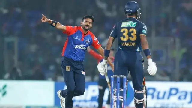 Hardik Pandya को आउट करके खलील अहमद ने की अश्लील हरकत, तो हँसते हुए नजर आये ऋषभ पंत, देखें वीडियो