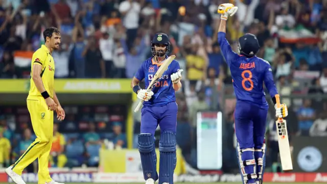 IND vs AUS: “काले मेघा पानी तो बरसाओ…!” फैंस कर रहे टीम इंडिया की जीत की दुआ, बारिश के लिए कर रहे भगवान से प्राथना, मजेदार ट्वीट हुए वायरल